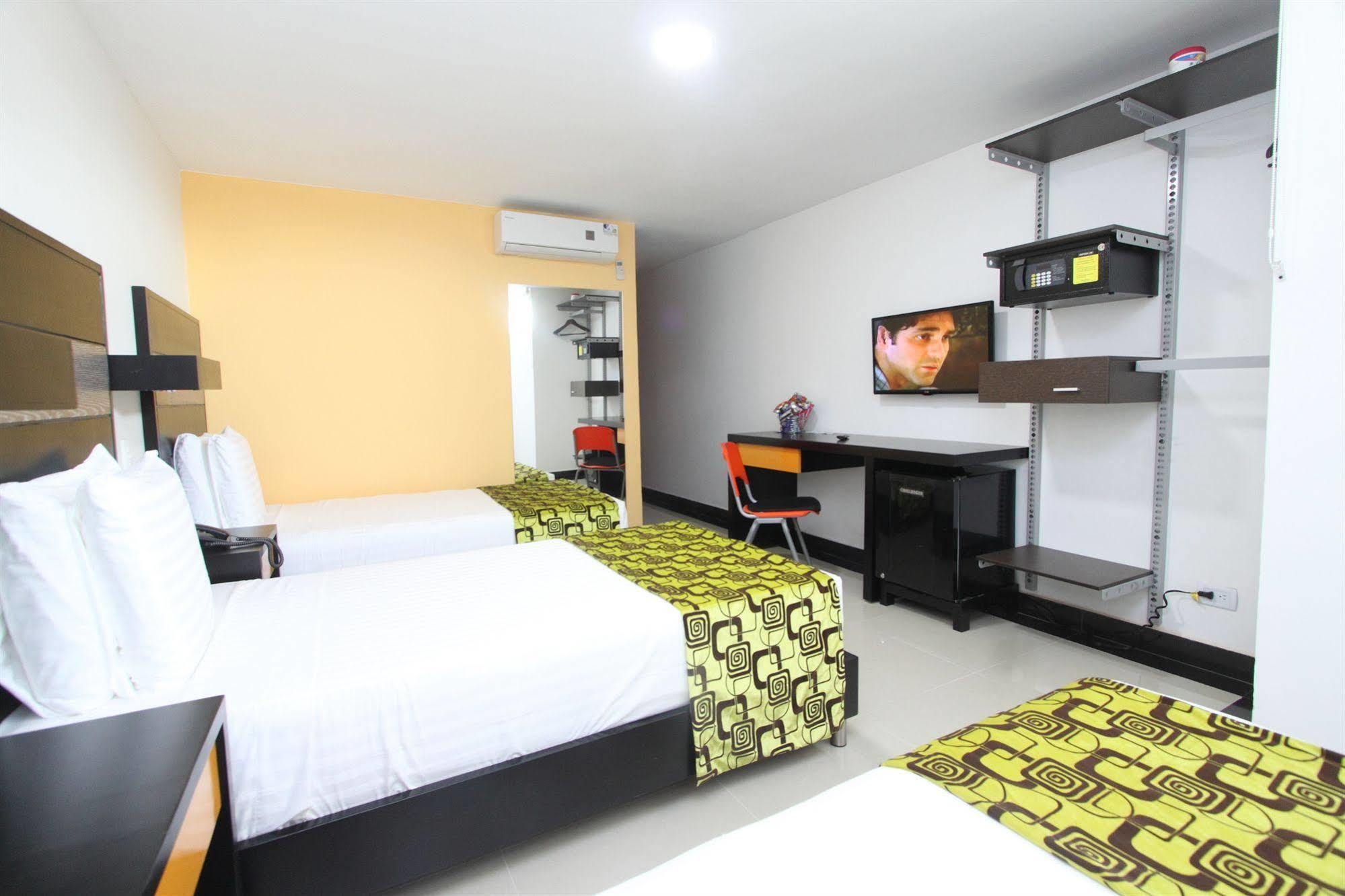Hotel Genova Prado Barranquilla  Buitenkant foto