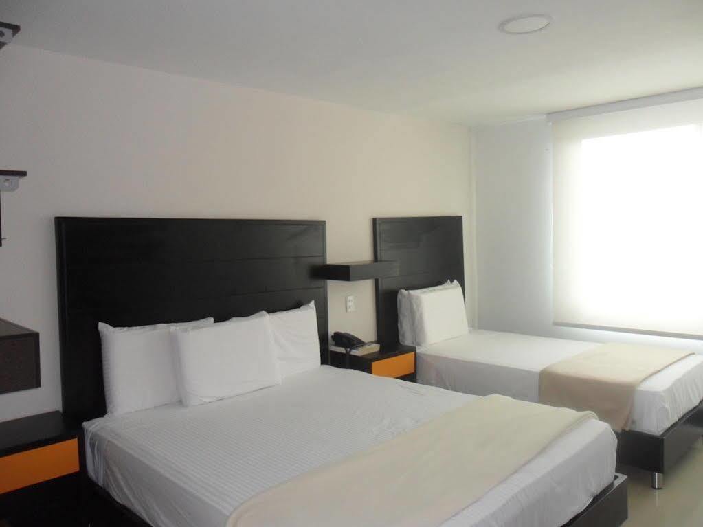 Hotel Genova Prado Barranquilla  Buitenkant foto