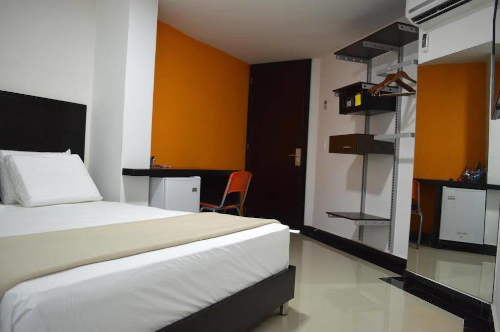 Hotel Genova Prado Barranquilla  Buitenkant foto